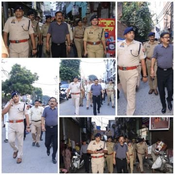 बरेली26सितम्बर25*बरेली में 'आई लव मोहम्मद' विवाद को लेकर बवाल,4 स्थानों पर पुलिस ने किया लाठीचार्ज।