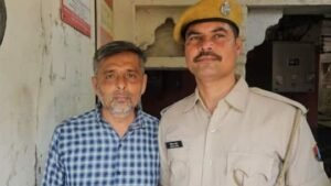 अजमेर28सितम्बर25*RAS की पत्नी से 7.50 लाख की ठगी, आरोपी गिरफ्तार:साइबर ठग के खाते में एक करोड़ का लेन-देन मिला,