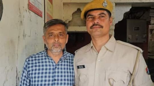 अजमेर28सितम्बर25*RAS की पत्नी से 7.50 लाख की ठगी, आरोपी गिरफ्तार:साइबर ठग के खाते में एक करोड़ का लेन-देन मिला,