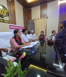 कानपुर नगर29सितम्बर25*मिशन शक्ति अभियान के तहत एक दिन की बनी उप जिलाधिकारी छात्रा इच्छा