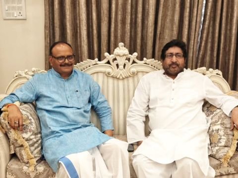 लखनऊ29सितम्बर25*उपमुख्यमंत्री बृजेश पाठक ने शिया धर्मगुरु मौलाना यासूब अब्बास से की मुलाक़ात*