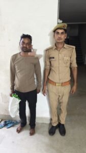 मथुरा 6 अक्टूबर25*थाना राया पुलिस द्वारा एक अभियुक्त को अवैध देशी शराब के साथ गिरफ्तार किया ।* मथुरा 6 अक्टूबर25*थाना राया पुलिस द्वारा एक अभियुक्त को अवैध देशी शराब के साथ गिरफ्तार किया ।*