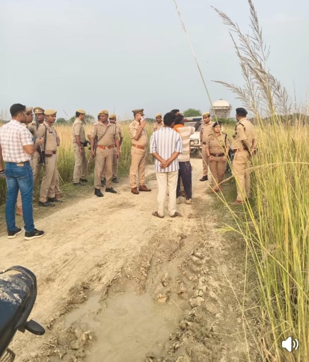 प्रतापगढ़6अक्टूबर25*बाइक सवार नकाब पोश बदमाशों ने असलहा सटा कर स्वर्ण व्यवसायी से लाखों रुपए के आभूषण लूटे