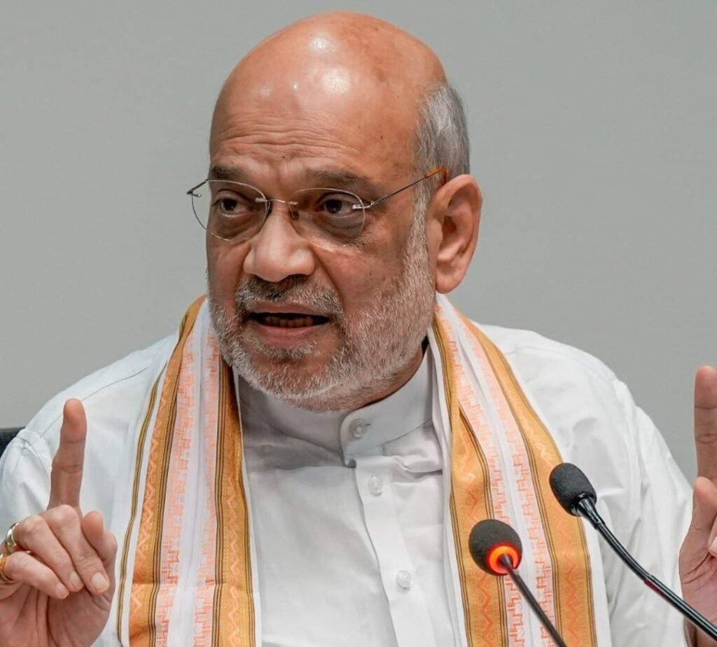 नई दिल्ली11अक्टूबर25*यदि दुनिया का हर व्यक्ति भारत आने लगे तो देश एक धर्मशाला बन जाएगा