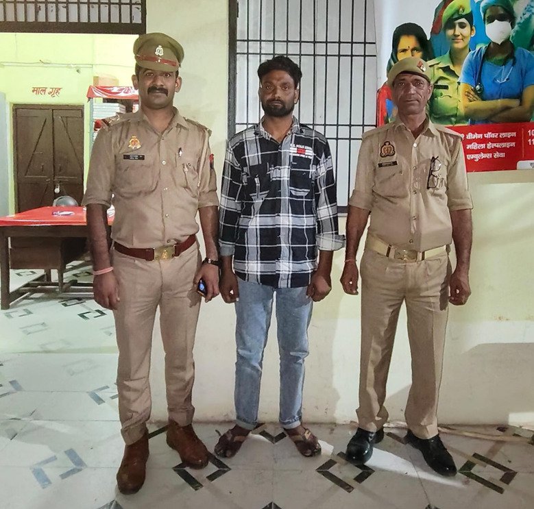 मथुरा11अक्टूबर25* सट्टे की खाई बाडी करने वाले एक अभियुक्त को किया गिरफ्तार मथुरा11अक्टूबर25* सट्टे की खाई बाडी करने वाले एक अभियुक्त को किया गिरफ्तार