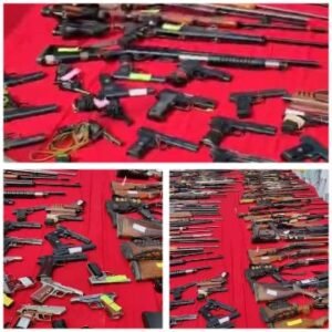 प्रतापगढ़2अक्टूबर25*विजयादशमी पर राजा भैया ने किया शस्त्र पूजन