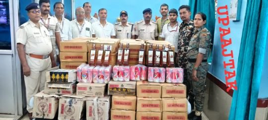 रोहतास3अक्टूबर25*आरपीएफ ने करीब 2 लाख रुपए का लावारिस शराब किया बरामद*