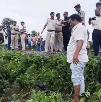 पूर्णिया बिहार 3 अक्टूबर25*वंदे भारत ट्रेन की चपेट में आए चार लोगों की दर्दनाक मौत /दहशत का माहौल
