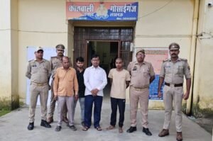 लखनऊ4अक्टूबर25*अपने ही बेटे को गायब कर षड्यंत्र रचकर पुलिस प्रशासन और चेयरमैन गोसाईंगंज पर लगाया था अपहरण का आरोप
