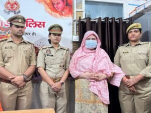 वाराणसी6अक्टूबर25*एक पत्नी ने सिलबट्टे से कूँचकर पति की कर दी हत्या ,पूरी रात शव के साथ बैठी रही :-* वाराणसी6अक्टूबर25*एक पत्नी ने सिलबट्टे से कूँचकर पति की कर दी हत्या ,पूरी रात शव के साथ बैठी रही :-*