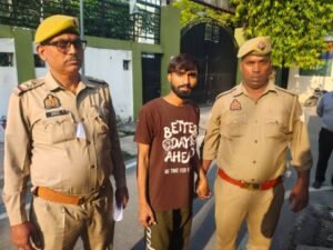 मथुरा 11 अक्टूबर 25*थाना वृन्दावन पुलिस द्वारा हत्या के प्रयास के अभियोग में वाछिंत अभियुक्त को किया गिरफ्तार ।*