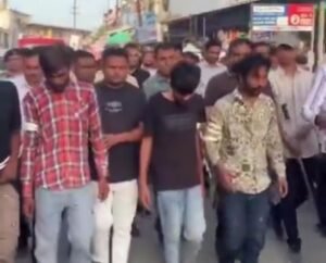 गुजरात12अक्टूबर25* मेहसाणा में 15 साल की नाबालिग लड़की के साथ गैंगरेप मामले में 6 युवक गिरफ्तार हुए हैं गुजरात12अक्टूबर25* मेहसाणा में 15 साल की नाबालिग लड़की के साथ गैंगरेप मामले में 6 युवक गिरफ्तार हुए हैं