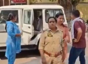 वाराणसी17अक्टूबर25*वाराणसी में महिला थाना कोतवाली की प्रभारी को एंटी करप्शन टीम ने 10 हजार की रिश्वत लेते पकड़ लिया