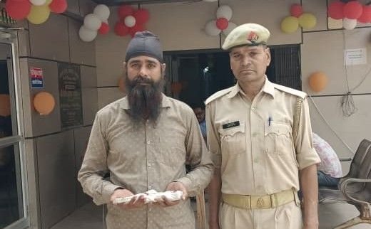 मथुरा 19 अक्टूबर 25*थाना राया पुलिस द्वारा अभियुक्त को अवैध हथियार के साथ किया गिरफ्तार ।* मथुरा 19 अक्टूबर 25*थाना राया पुलिस द्वारा अभियुक्त को अवैध हथियार के साथ किया गिरफ्तार ।*