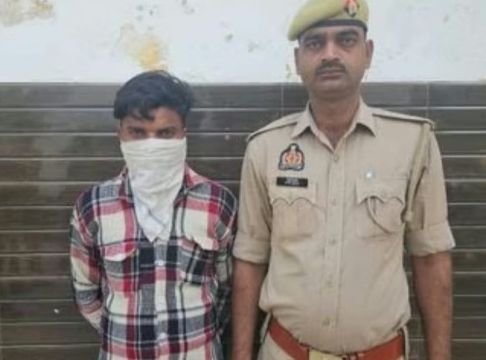 बिजनौर24अक्टूबर25*मधुपुरा में विवाहिता शीतल (20) की हत्या, पोस्टमार्टम रिपोर्ट में पुष्टि के बाद नामजद पति प्रिंस कुमार गिरफ्तार बिजनौर24अक्टूबर25*मधुपुरा में विवाहिता शीतल (20) की हत्या, पोस्टमार्टम रिपोर्ट में पुष्टि के बाद नामजद पति प्रिंस कुमार गिरफ्तार