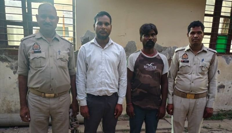 मथुरा 24 अक्टूबर 25*थाना शेरगढ पुलिस द्वारा गैर इरादन हत्या के अभियोग में वांछित अभियुक्तों को गिरफ्तार कर भेजा जेल* मथुरा 24 अक्टूबर 25*थाना शेरगढ पुलिस द्वारा गैर इरादन हत्या के अभियोग में वांछित अभियुक्तों को गिरफ्तार कर भेजा जेल*