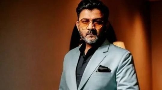 मुंबई24अक्टूबर25* बॉलीवुड गायक और संगीतकार सचिन सांघवी को पुलिस ने किया गिरफ्तार, मुंबई24अक्टूबर25* बॉलीवुड गायक और संगीतकार सचिन सांघवी को पुलिस ने किया गिरफ्तार,