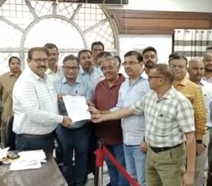 लखीमपुर खीरी25अक्टूबर25*एलपीजी डिस्ट्रीब्यूटर्स एसोसिएशन ने डीएम को ज्ञापन सौंपकर डिलेवरी शुल्क बढ़ाने की माँग की। लखीमपुर खीरी25अक्टूबर25*एलपीजी डिस्ट्रीब्यूटर्स एसोसिएशन ने डीएम को ज्ञापन सौंपकर डिलेवरी शुल्क बढ़ाने की माँग की।