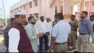 सुल्तानपुर27अक्टूबर25*सस्पेंड किये गये सीएमओ साहब- सुल्तानपुर27अक्टूबर25*सस्पेंड किये गये सीएमओ साहब-