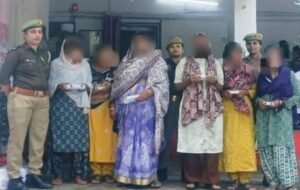 लखनऊ2नवम्बर25*UP की राजधानी लखनऊ में पुलिस ने लुटेरी गैंग को पकड़ा है।