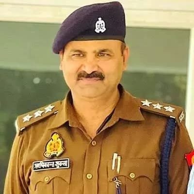 कानपुर नगर5नवबंर25*सट्टा किंग का भी बाप निकला भ्रष्ट DSP, 200 करोड़ का रिसॉर्ट बुक किया था बेटे की शादी के लिए* कानपुर नगर5नवबंर25*सट्टा किंग का भी बाप निकला भ्रष्ट DSP, 200 करोड़ का रिसॉर्ट बुक किया था बेटे की शादी के लिए*