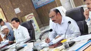 कौशाम्बी 10नवम्बर 25*मुख्य विकास अधिकारी ने बैंकर्स को लंबित ऋण आवेदनों को शीघ्र निस्तारित करने के दिए निर्देश*