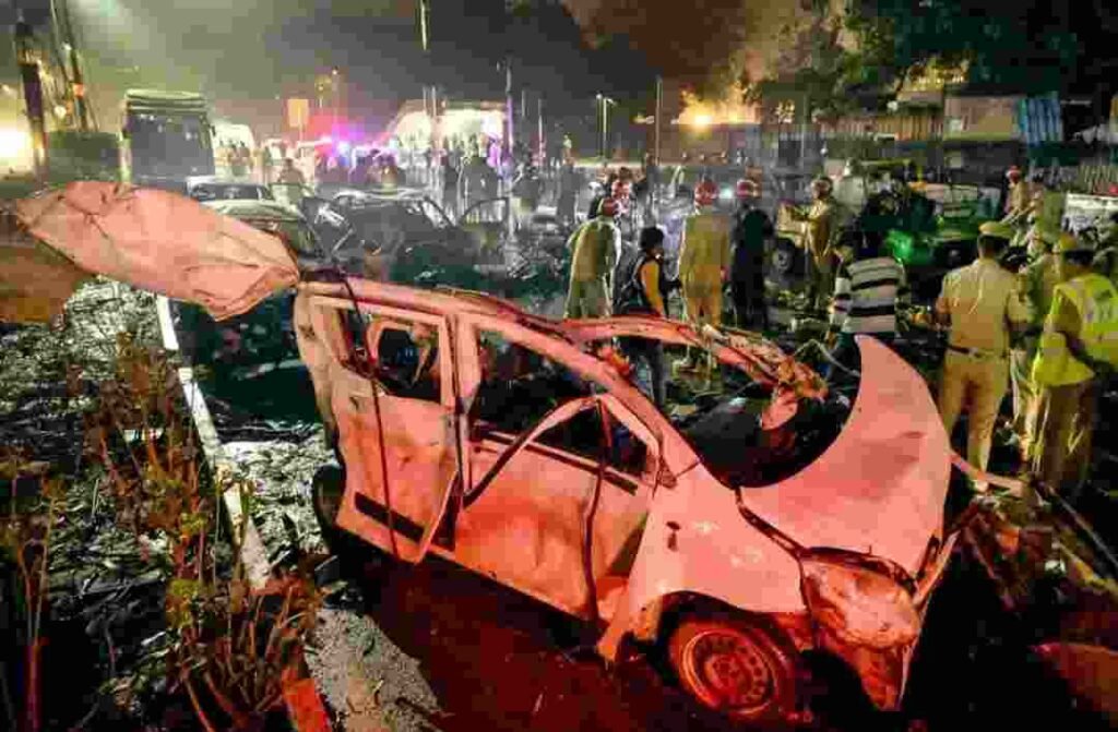 मथुरा 12नवम्बर 25*यह दिल दहला देने वाली दिल्ली की दुर्घटना अत्यंत दुर्भाग्यपूर्ण और हृदयविदारक है। मथुरा 12नवम्बर 25*यह दिल दहला देने वाली दिल्ली की दुर्घटना अत्यंत दुर्भाग्यपूर्ण और हृदयविदारक है।