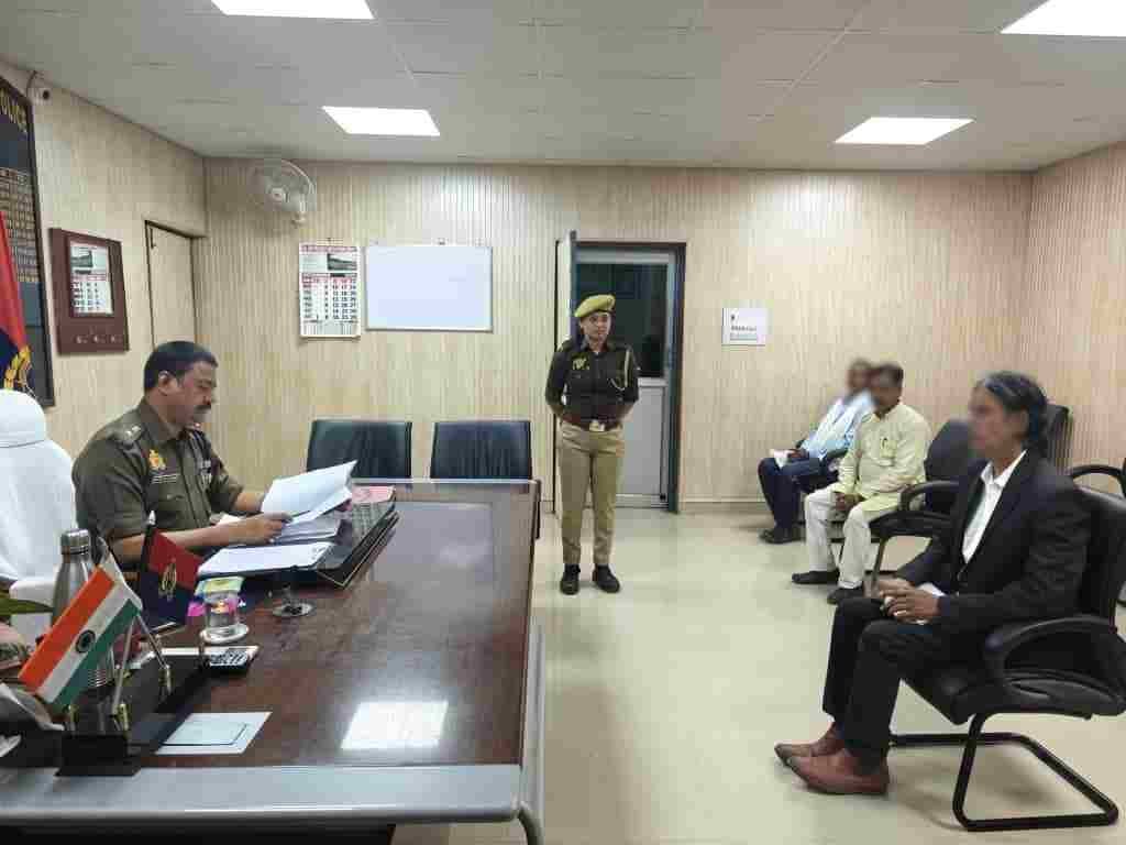 कौशाम्बी 11नवम्बर 25*समयबद्ध व गुणवत्तापूर्ण ढंग से किया जाए शिकायतों का निस्तारण--एसपी*