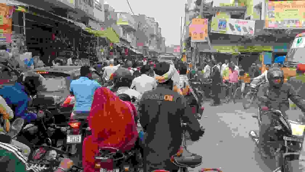 कौशाम्बी 11नवम्बर 25**फाटक पर जाम बढ़ाने के जिम्मेदार बने रेलवे अधिकारी जाम के झाम में फंसे रहे वाहन एवं राहगीर* कौशाम्बी 11नवम्बर 25**फाटक पर जाम बढ़ाने के जिम्मेदार बने रेलवे अधिकारी जाम के झाम में फंसे रहे वाहन एवं राहगीर*