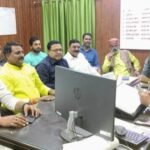 अयोध्या15/11/25*अतिक्रमण व पालीथिन मुक्त बनाने के लिए व्यापारियों संग बैठक