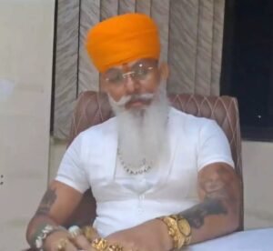 रायपुर छत्तीसगढ़ 16/11/25*क्षत्रिय करणी सेना के राष्ट्रीय अध्यक्ष डॉ. राज शेखावत के खिलाफ रायपुर पुलिस ने FIR दर्ज की है।