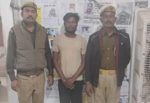 मथुरा 21 नंबर 25*वृन्दावन पुलिस द्वारा 5 वर्ष की बालिका का अपहरण करने वाले अभियुक्त को किया गिरफ्तार ।*