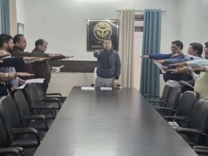 सहारनपुर 26/11/25*जनपद के समस्त स्कूल और कॉलेजो मे भारत के संविधान को समर्पित विशेष सभाओं का होगा आयोजन-डीएम 