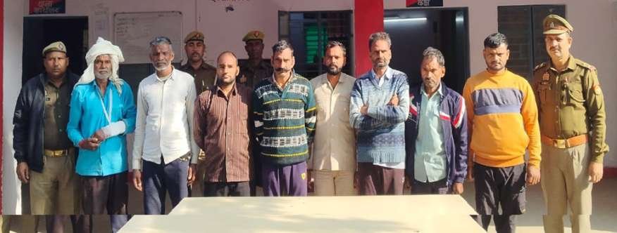 मथुरा 30 नवंबर 25*थाना मांट पुलिस ने बलवा करने वाले 08 अभियुक्तगण को किया गिरफ्तार ।*