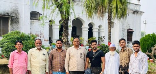 अयोध्या2नवम्बर25*समाजसेवी दानिश हुसैन के आवास पहुंचे बॉडी बिल्डिंग चैंपियन अदनान खान अयोध्या2नवम्बर25*समाजसेवी दानिश हुसैन के आवास पहुंचे बॉडी बिल्डिंग चैंपियन अदनान खान