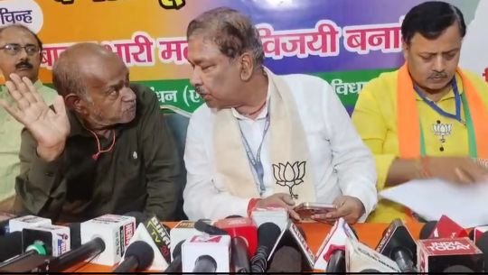 पूर्णिया बिहार6नवंबर25* पहले चरण का मतदान शांतिपूर्ण ,अधिक से अधिक सीटों पर जितने का दवा /प्रदेश अध्यक्ष पूर्णिया बिहार6नवंबर25* पहले चरण का मतदान शांतिपूर्ण ,अधिक से अधिक सीटों पर जितने का दवा /प्रदेश अध्यक्ष