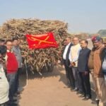 अयोध्या 2दिसम्बर 25*आर टी ओ अधिकारियों द्वारा चीनी मिल में वाहनों पर लगाएं जा रहे रिफ्लेक्टर का किया गया औचक निरीक्षण