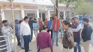 सुल्तानपुर03सितम्बर 25*आरपीएफ इंस्पेक्टर राजकुमार पर रेलवे कर्मचारियों से अभद्रता का आरोप