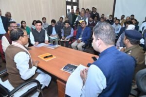 कौशाम्बी 5दिसम्बर 25*पारदर्शी तरीके से उत्कृष्ट कार्य कार्य करे अधिकारी --उप मुख्यमंत्री*