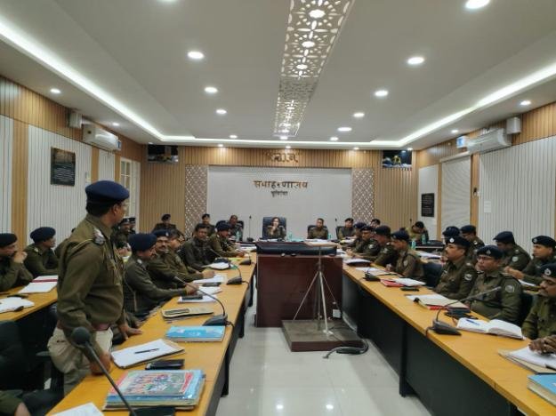 पूर्णिया बिहार 6 दिसंबर 25*पूर्णिया पुलिस अधीक्षक ने मासिक अपराध गोष्ठी में की अपराध समीक्षा, दिए आवश्यक निर्देश