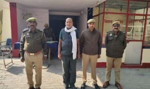 बाँदा 6दिसम्बर 25*थाना तिन्दवारी पुलिस द्वारा मुख्य पेशेवर फर्जी जमानदार को किया गया गिरफ्तार