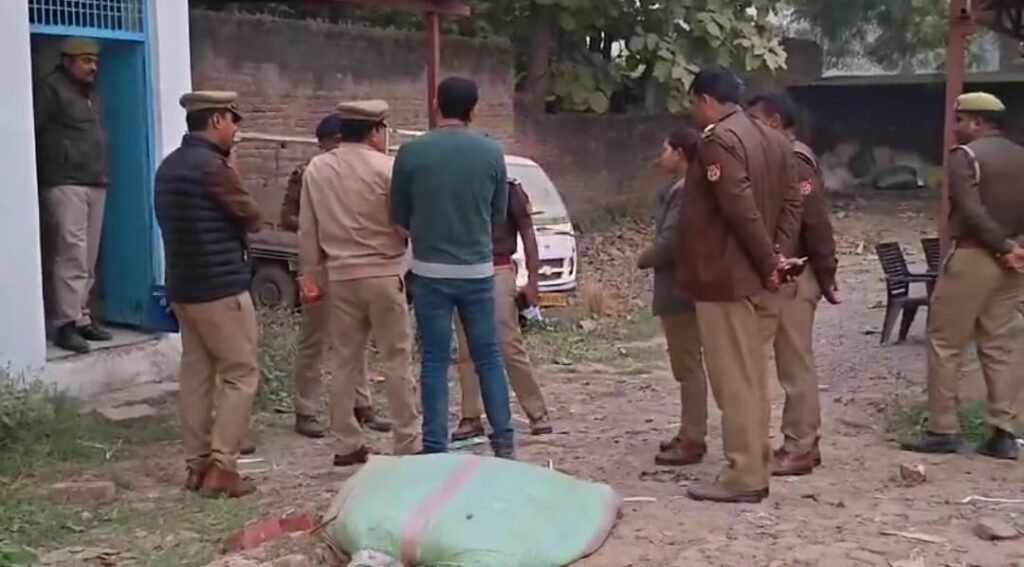 वाराणसी9दिसम्बर 25*कफ सिरप मामले में धरपकड जारी, SIT की बड़ी छापेमारी* वाराणसी9दिसम्बर 25*कफ सिरप मामले में धरपकड जारी, SIT की बड़ी छापेमारी*