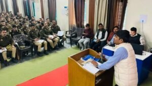 बाराबंकी10.12.2025*साइबर कार्यशाला का आयोजन कर 10वीं वाहिनी पीएसी के प्रशिक्षु आरक्षियों को साइबर अपराध एवं बचाव का प्रशिक्षण दिया गया-*