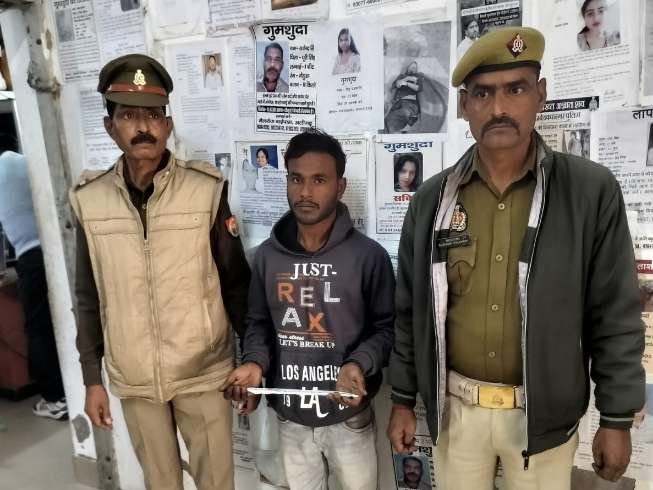 मथुरा 10 दिसंबर 25*थाना वृन्दावन पुलिस द्वारा 01 अभियुक्त को 01 चाकू नाजायज के साथ किया गिरफ्तार*