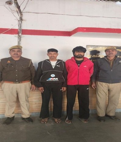 मथुरा 11 दिसंबर 25*थाना कोतवाली पुलिस द्वारा हत्या के प्रयास के अपराध में वांछित चल रहे दो अभियुक्तगण को किया गिरफ्तार।*