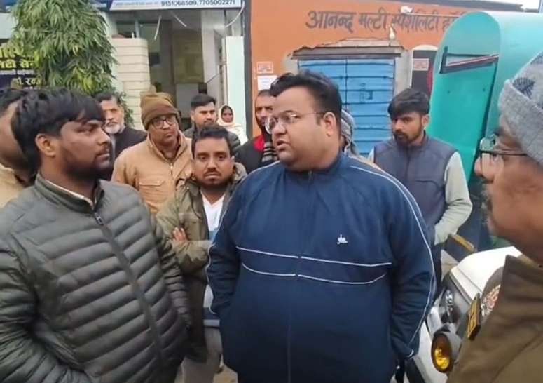 अयोध्या16दिसम्बर 25*साकेत पुरी स्थित निर्मला हॉस्पिटल पर गंभीर लापरवाही का आरोप