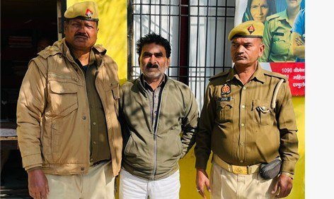 मथुरा 17 दिसंबर 25*थाना महावन पुलिस द्वारा पोक्सो एक्ट से सम्बन्धित 01 अभियुक्त को किया गया गिरफ्तार ।* मथुरा 17 दिसंबर 25*थाना महावन पुलिस द्वारा पोक्सो एक्ट से सम्बन्धित 01 अभियुक्त को किया गया गिरफ्तार ।*