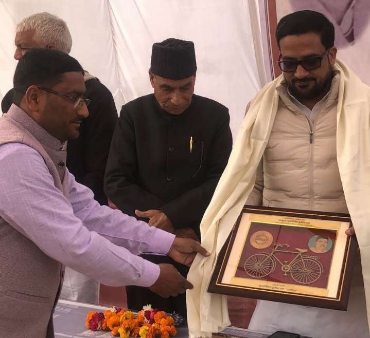 अयोध्या 22दिसम्बर 25*मरहूम मुबस्सिर हुसैन खां की याद में इकराम मंजिल परिसर में ऐतिहासिक सम्मान समारोह सम्पन्न