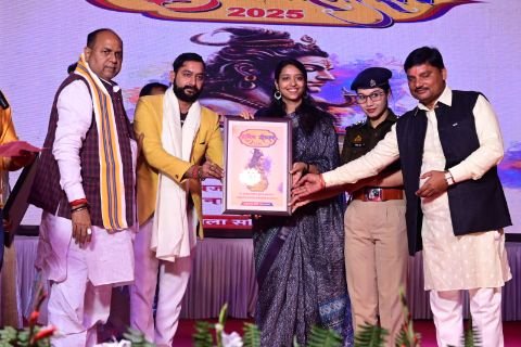 बाराबंकी 23दिसम्बर 25*खुद पर यकीन रखो, राहें खुद बन जाएँगी-शोभित शुक्ला 