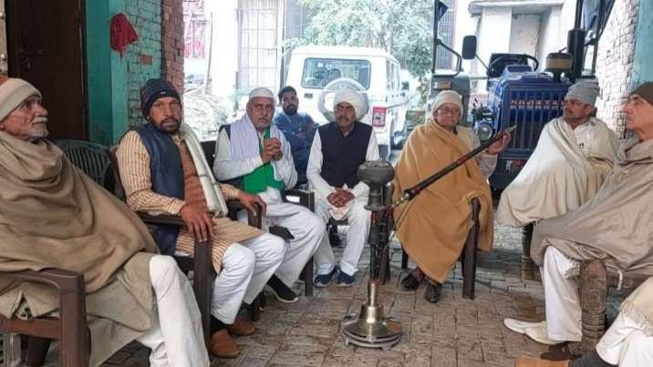 बागपत 27दिसम्बर 25*यूपी: बागपत में एक खाप पंचायत ने बच्चों के स्मार्टफ़ोन इस्तेमाल करने पर लगाई रोक *...